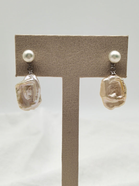 CHAMPAGNE COLOUR PETAL PEARL EARRINGS