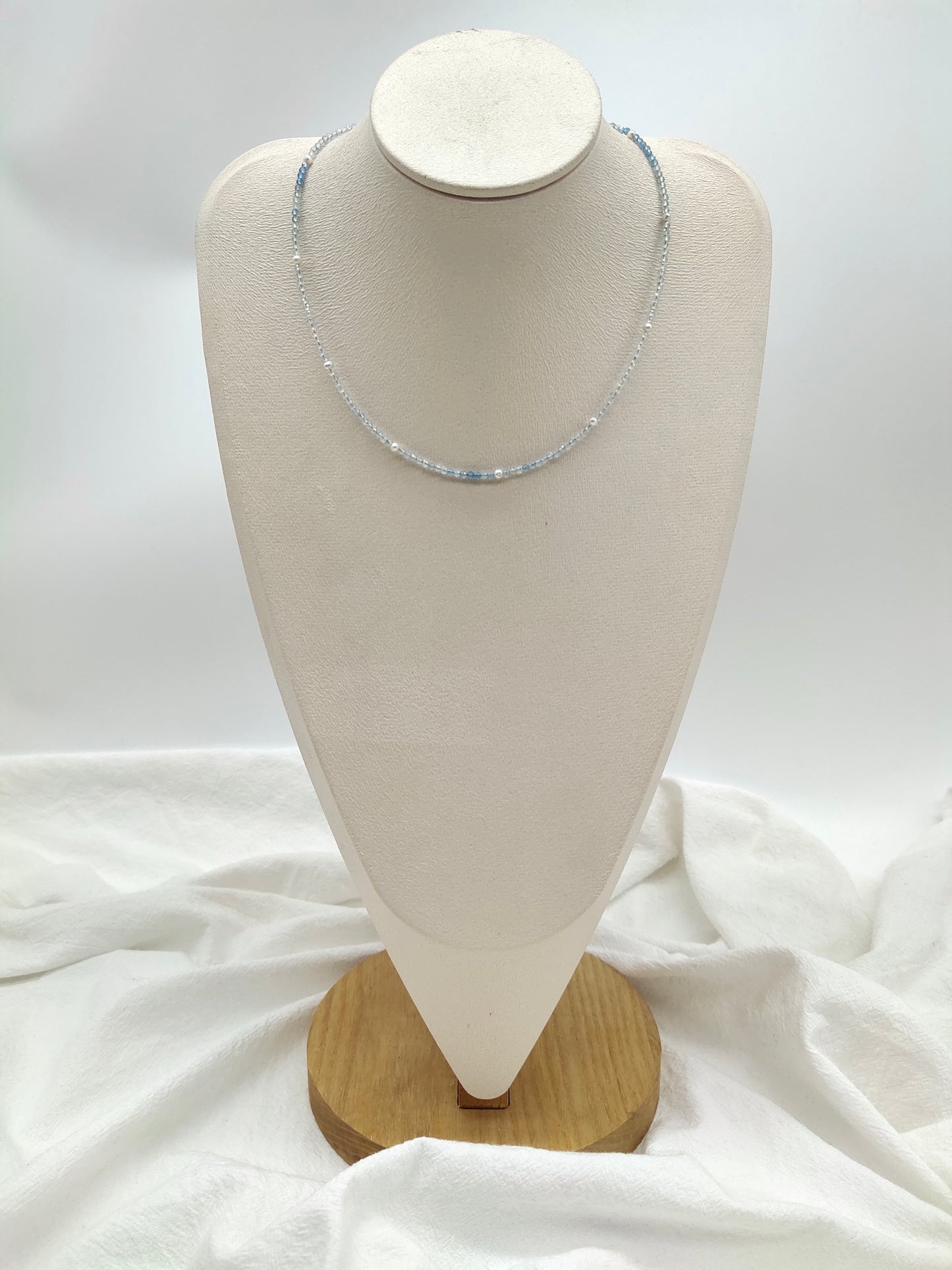 AQUAMARINE WITH FRESHWATER PEARL NECKLACE