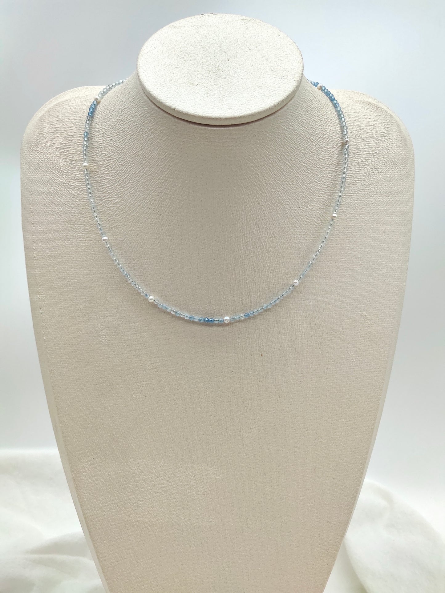 AQUAMARINE WITH FRESHWATER PEARL NECKLACE