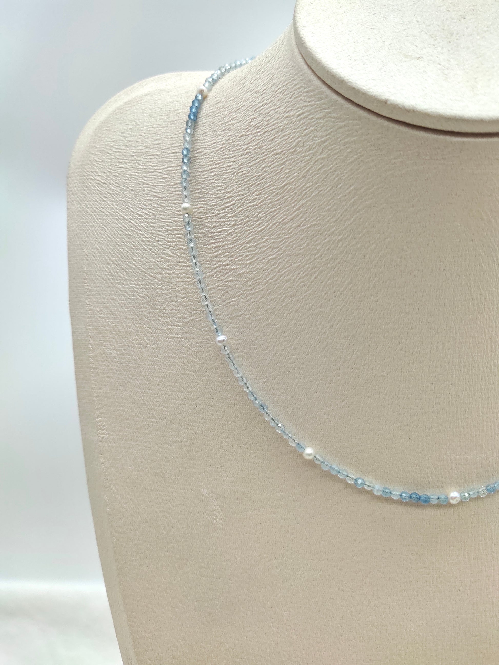 AQUAMARINE  WITH FRESHWATER PEARL NECKLACE