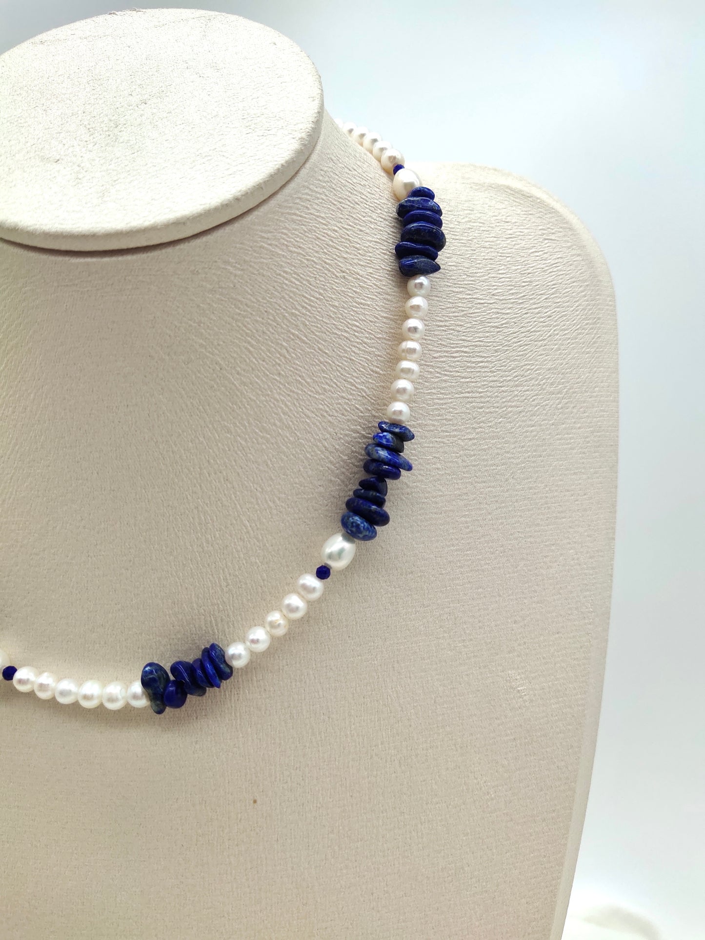 NATURAL LAPIS LAZULI WITH FRESHWATER PEARL NECKLACE