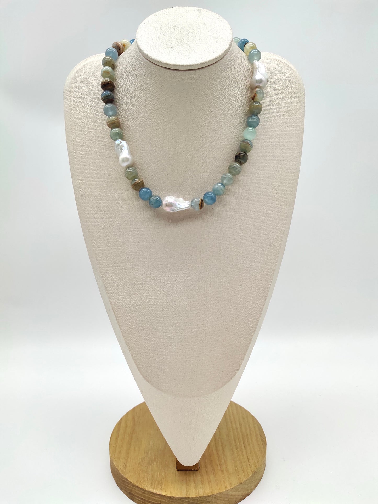 BLUE CALCITE NECKLACE WITH BAROQUE PEARL - HEALING & ELEGANT