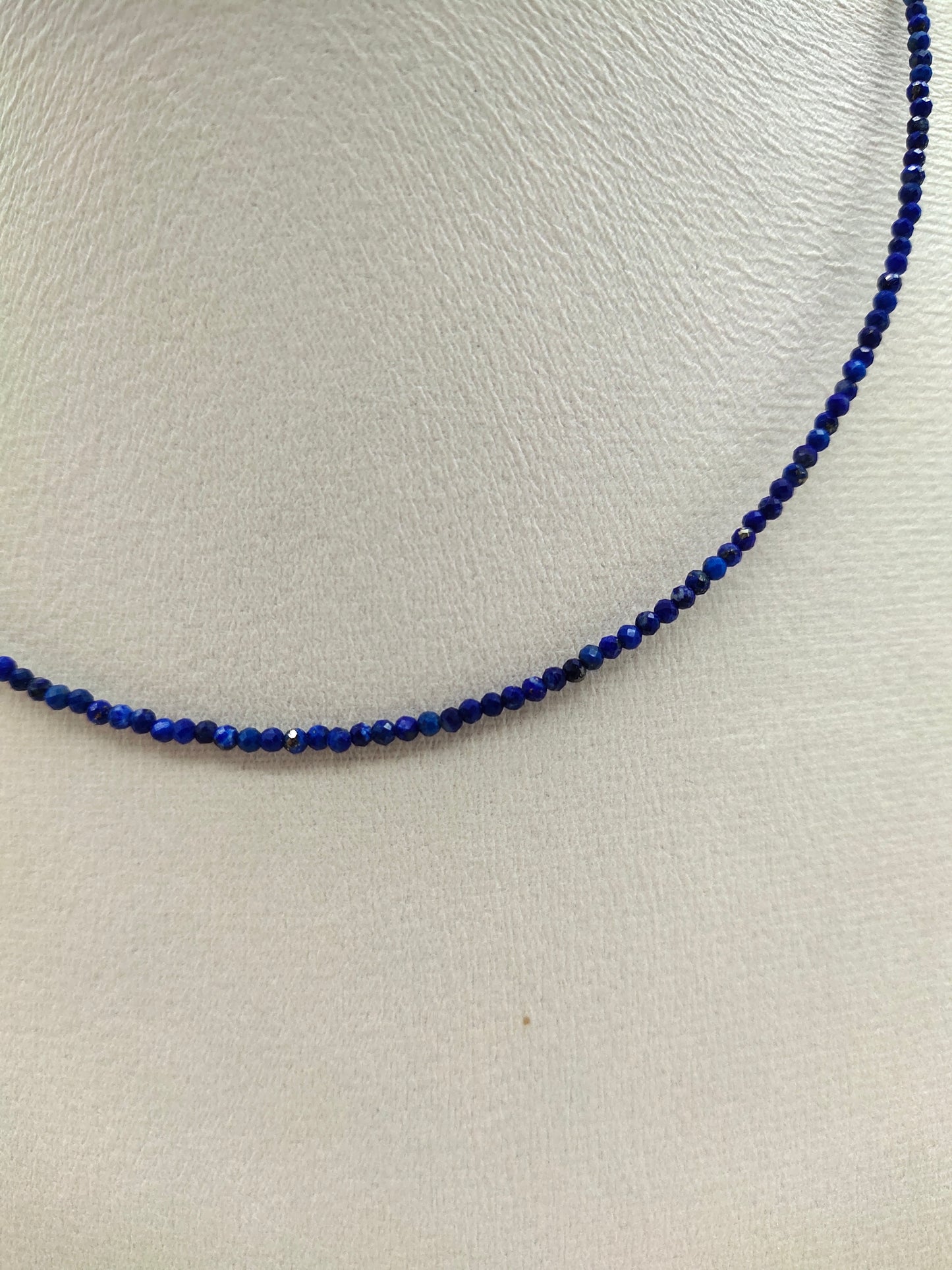 NATURAL LAPIS LAZULI NECKLACE
