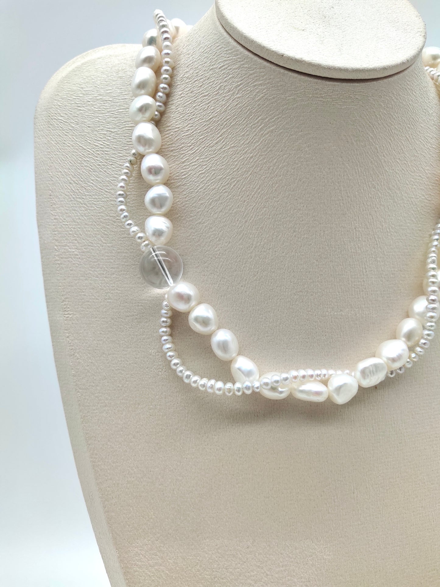 FRESHWATER PEARL TWIST NECKLACE WITH WHITE CRYSTAL QUARTZ BEADS