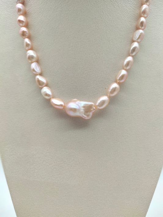 PEACH COLOUR PEARL NECKLACE
