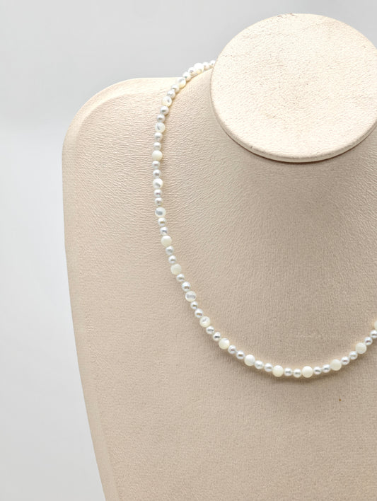 FRESHWATER PEARL WITH MOTHER OF PEARL NECKLACE
