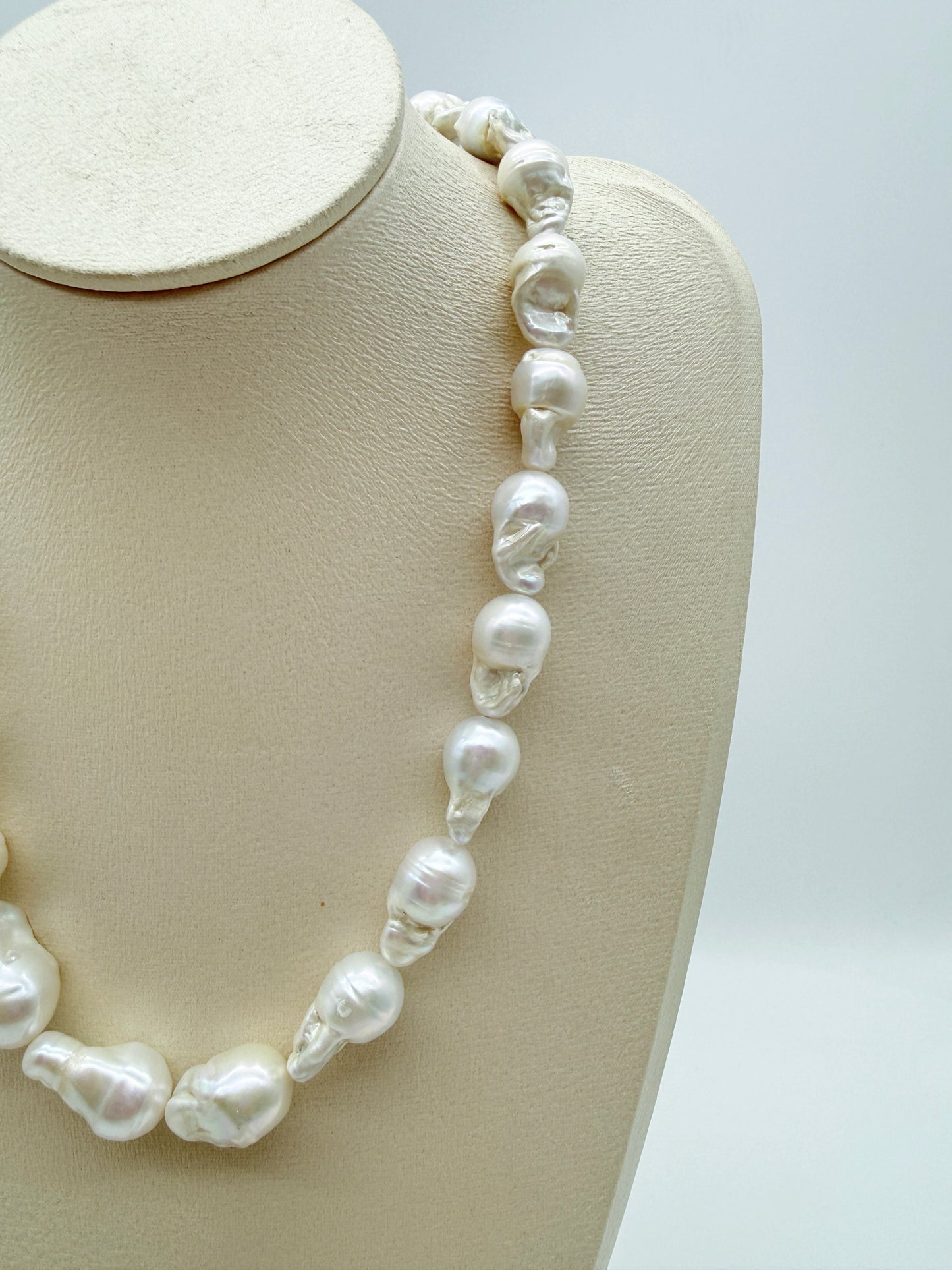 WHITE BAROQUE PEARL NECKLACE- SPECIAL OFFER