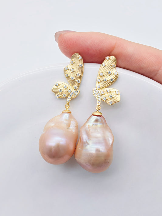 NATURAL PEACH LARGE BAROQUE PEARL EARRINGS