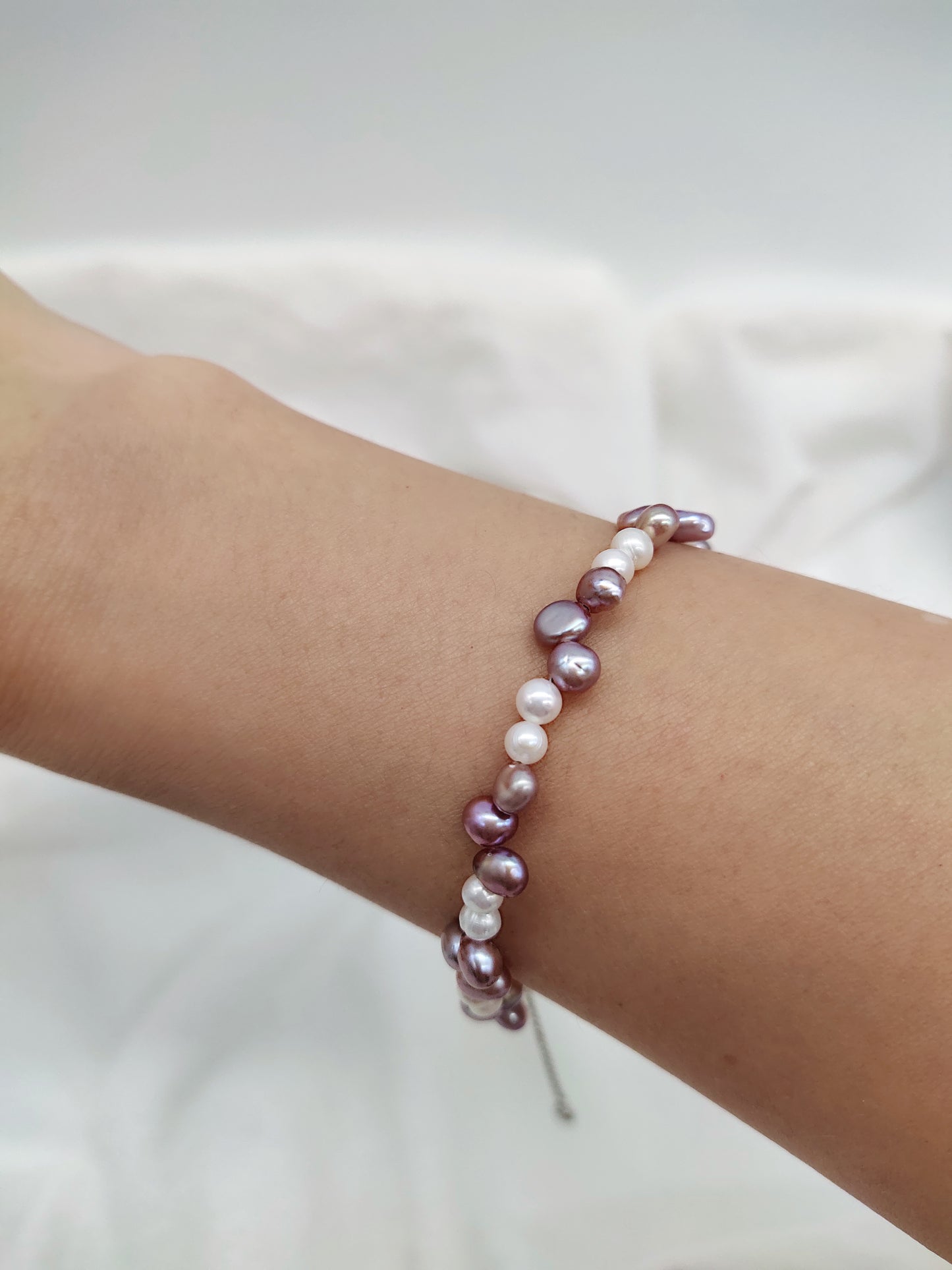 JACARANDA FRESHWATER PEARL BRACELET