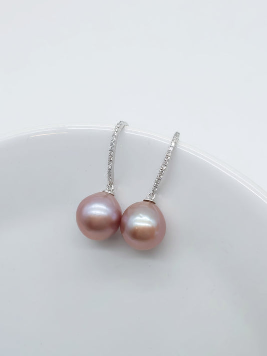 NATURAL PINK PEARL EARRINGS