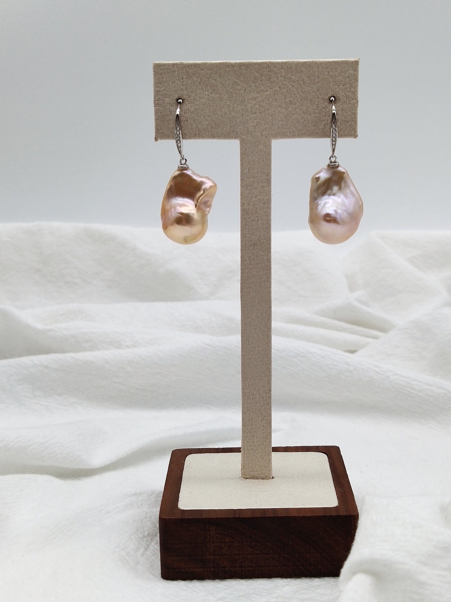 CHAMPAGNE BAROQUE PEARL EARRINGS