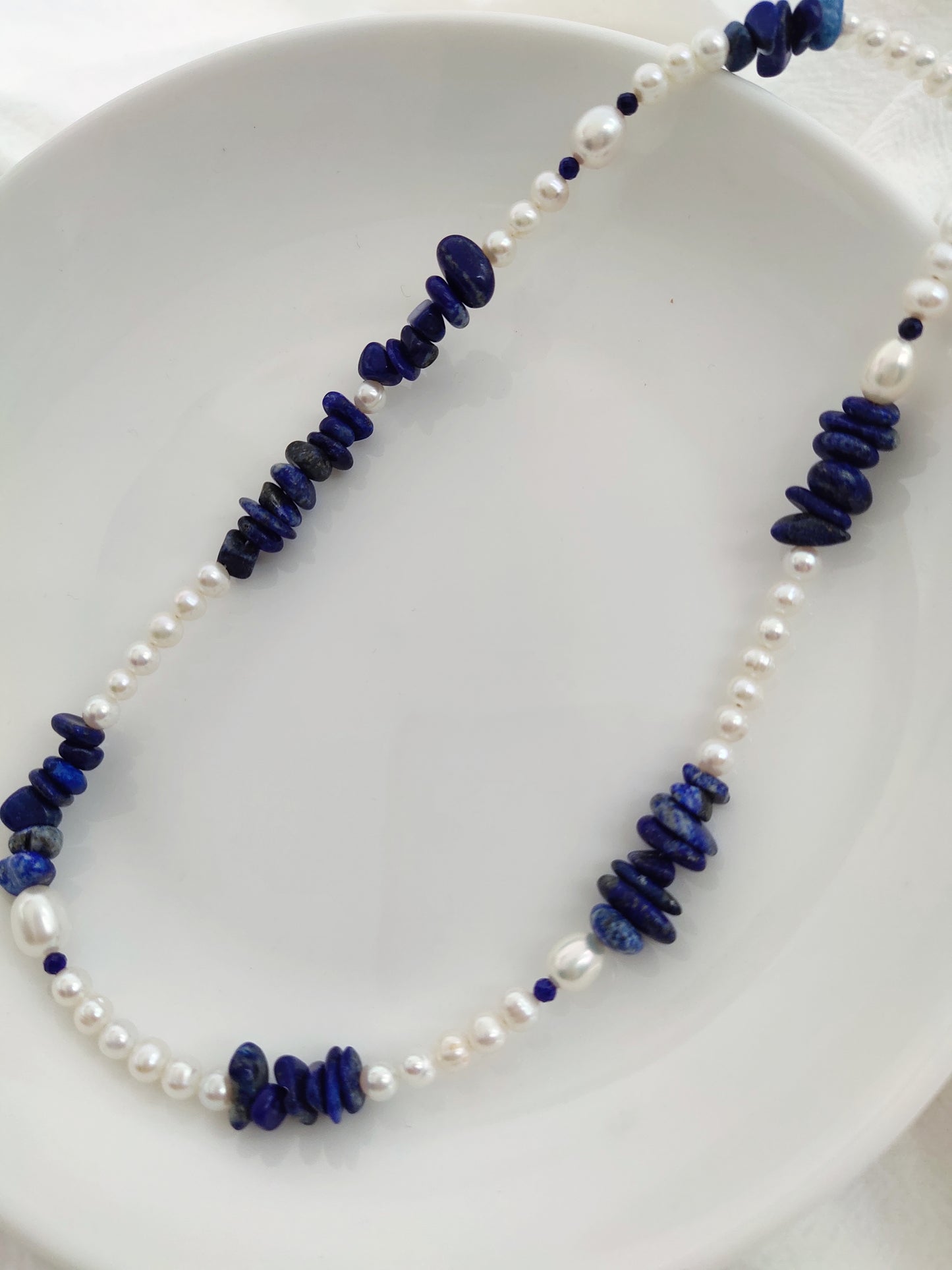 NATURAL LAPIS LAZULI WITH FRESHWATER PEARL NECKLACE