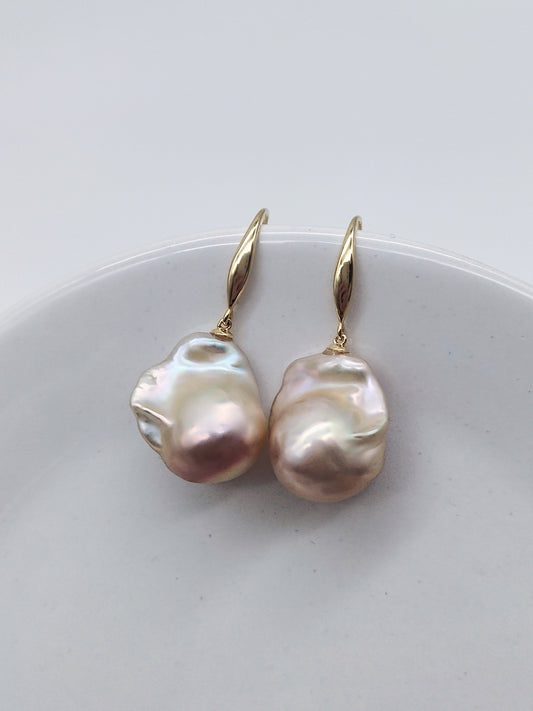 IRIDESCENT BAROQUE PEARL EARRINGS