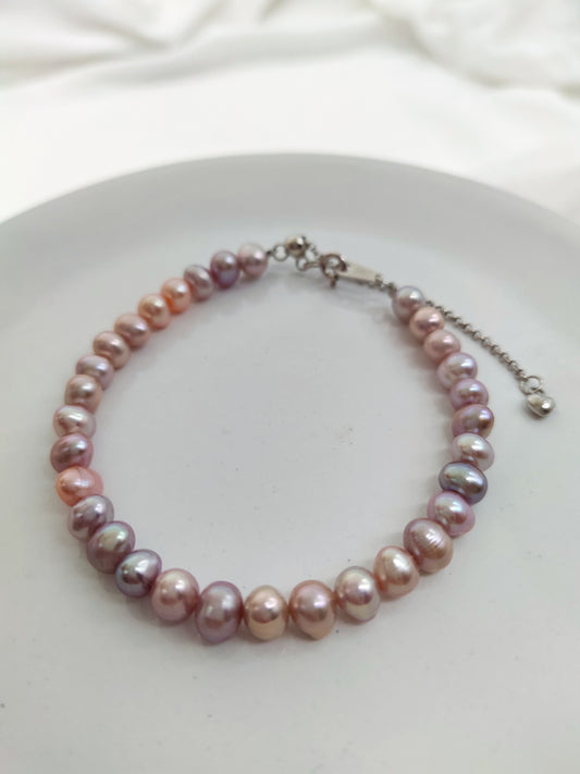 JACARANDA FRESHWATER PEARL BRACELET