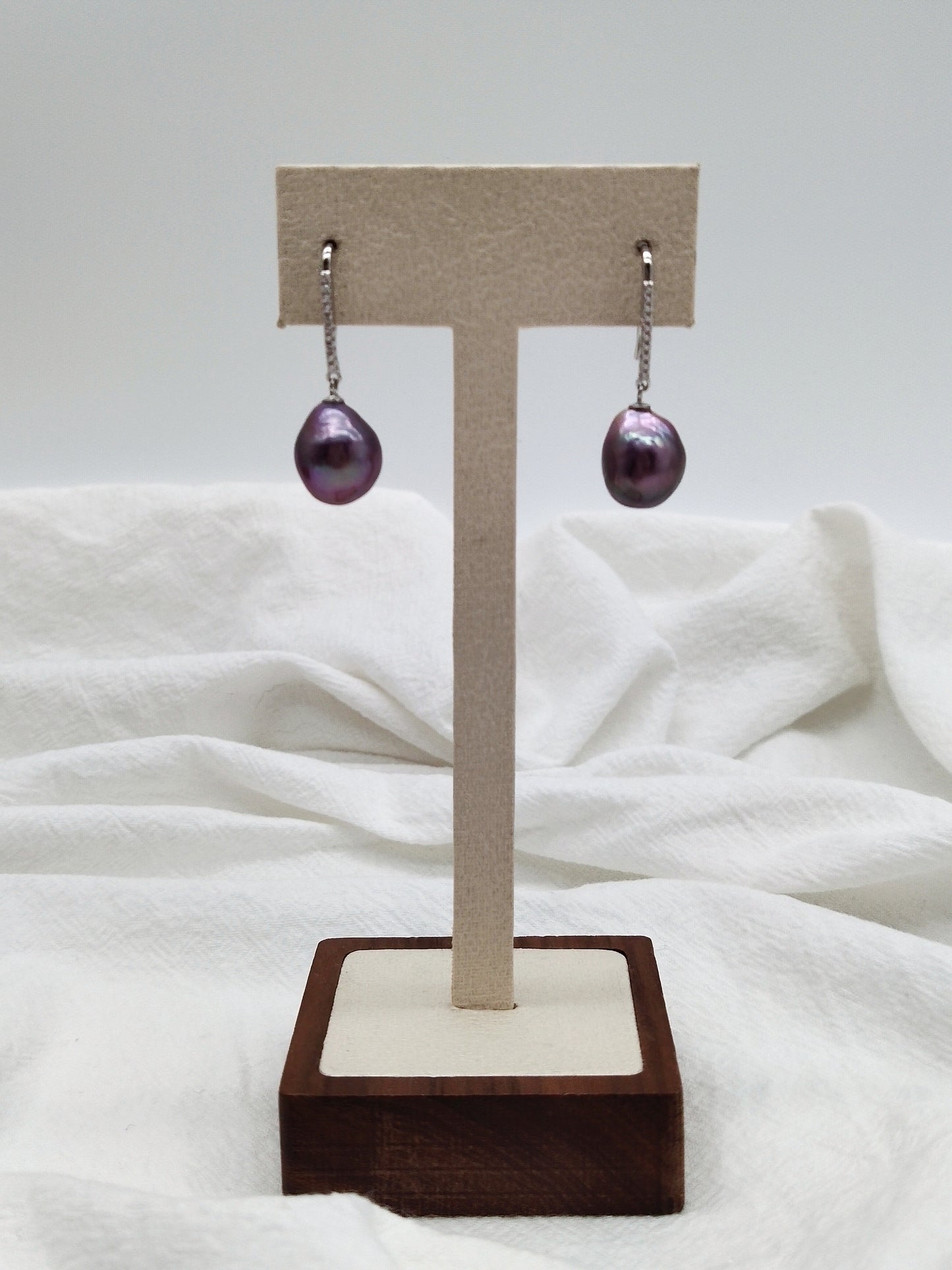 NATURAL PURPLE PEARL EARRINGS