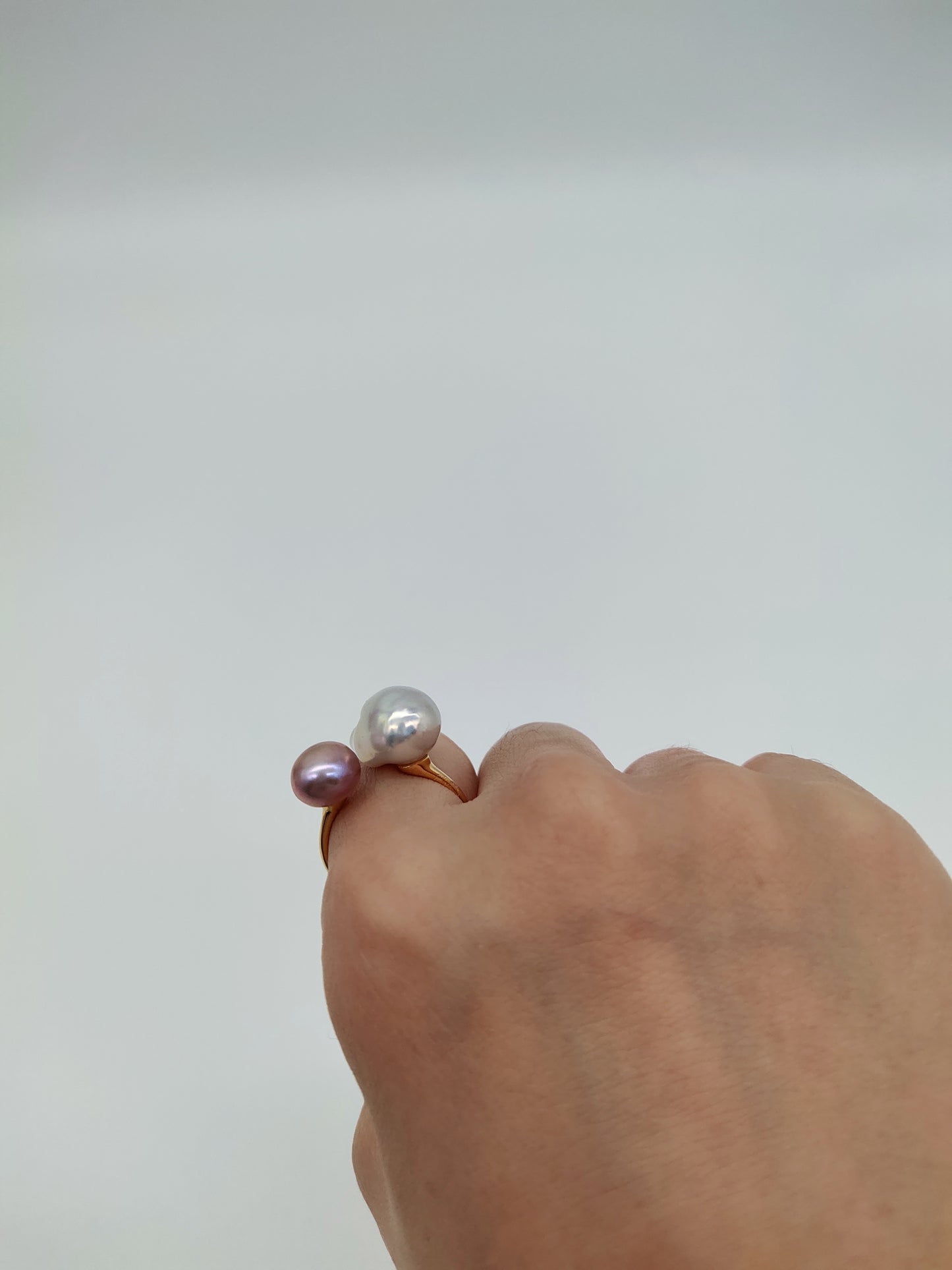 Double pearl ring