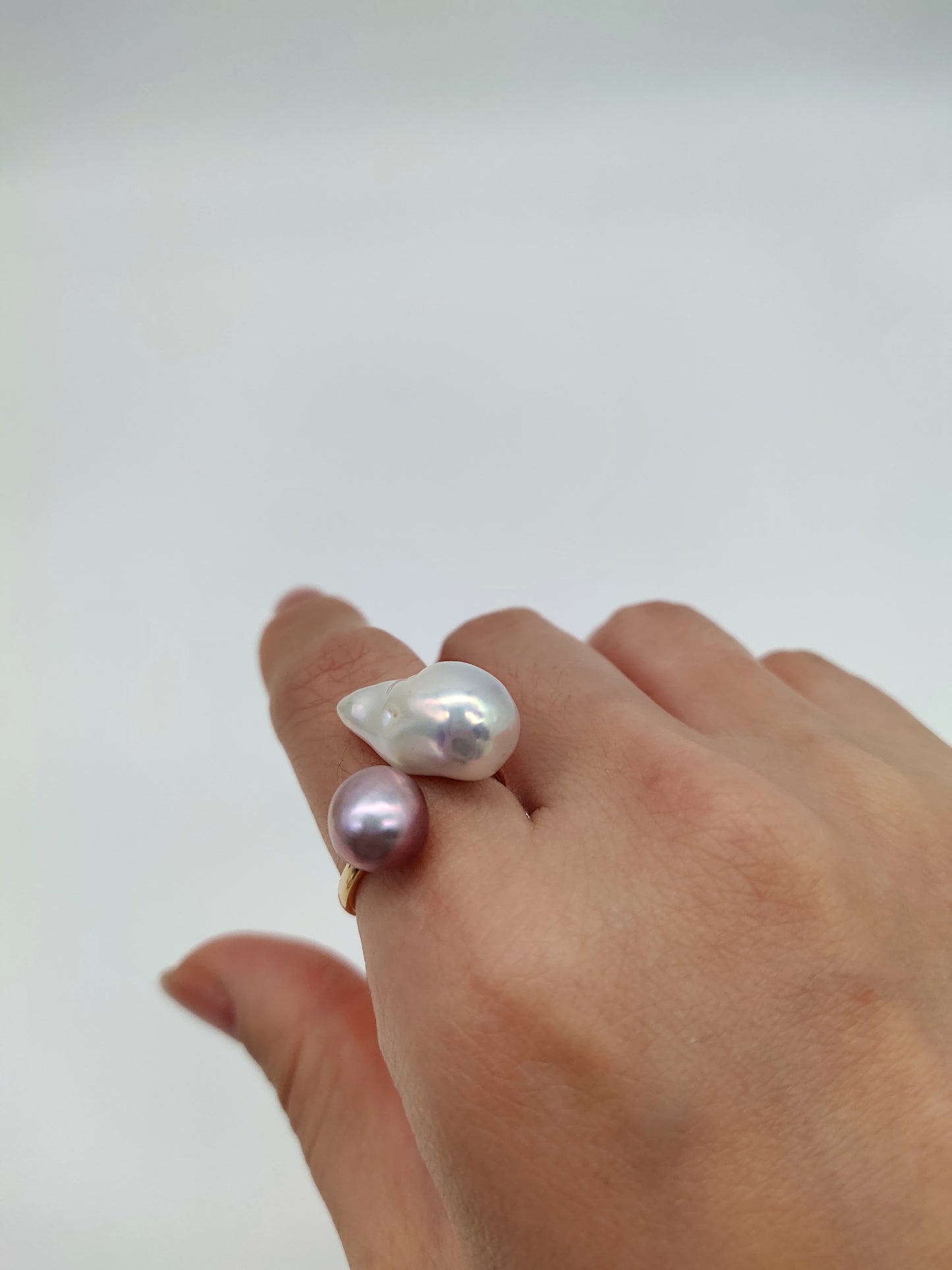 Double pearl ring