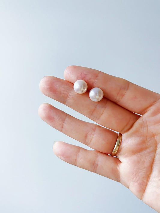 EVERYDAY PEARL EARRINGS - MOYZ
