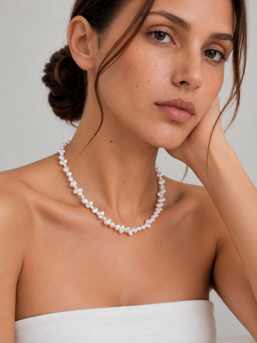 TINY WHITE FRESHWATER KESHI PEARL NECKLACE DESCRIPTION