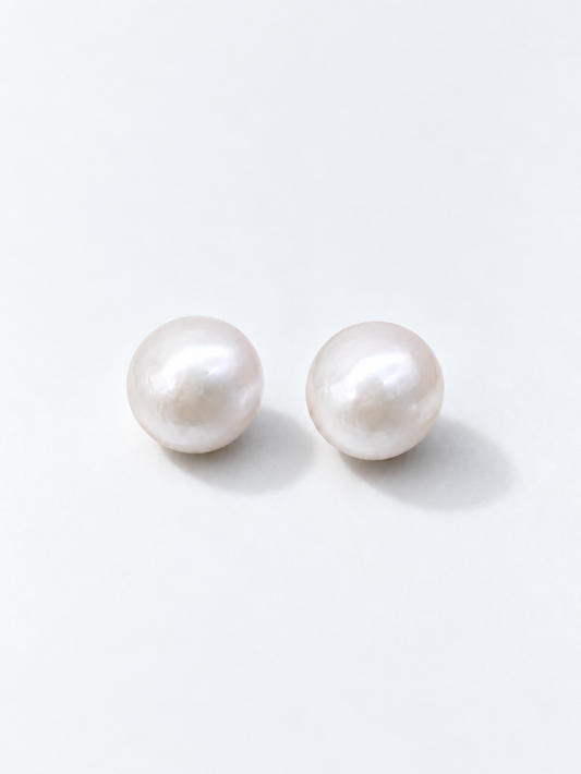 CLASSIC HIGH BUTTON SHAPE PEARL STUD EARRINGS
