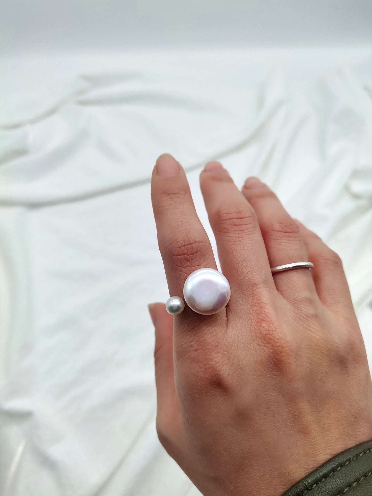 DOUBLE PEARL RING