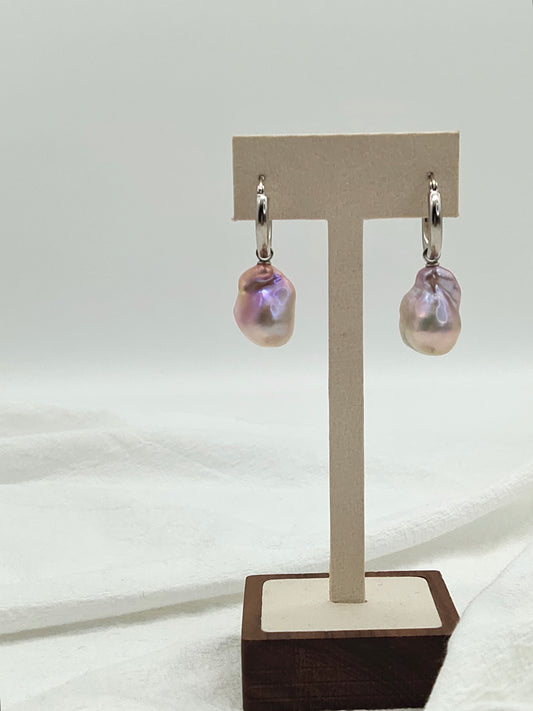 FRESHWATER BAROQUE PEARL DROP EARRINGS WITH METAL LOOP - SILVER