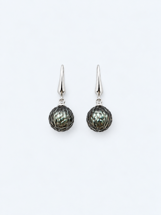 HAND CARVED TAHITIAN SOUTH SEA PEARL DROP EARRINGS