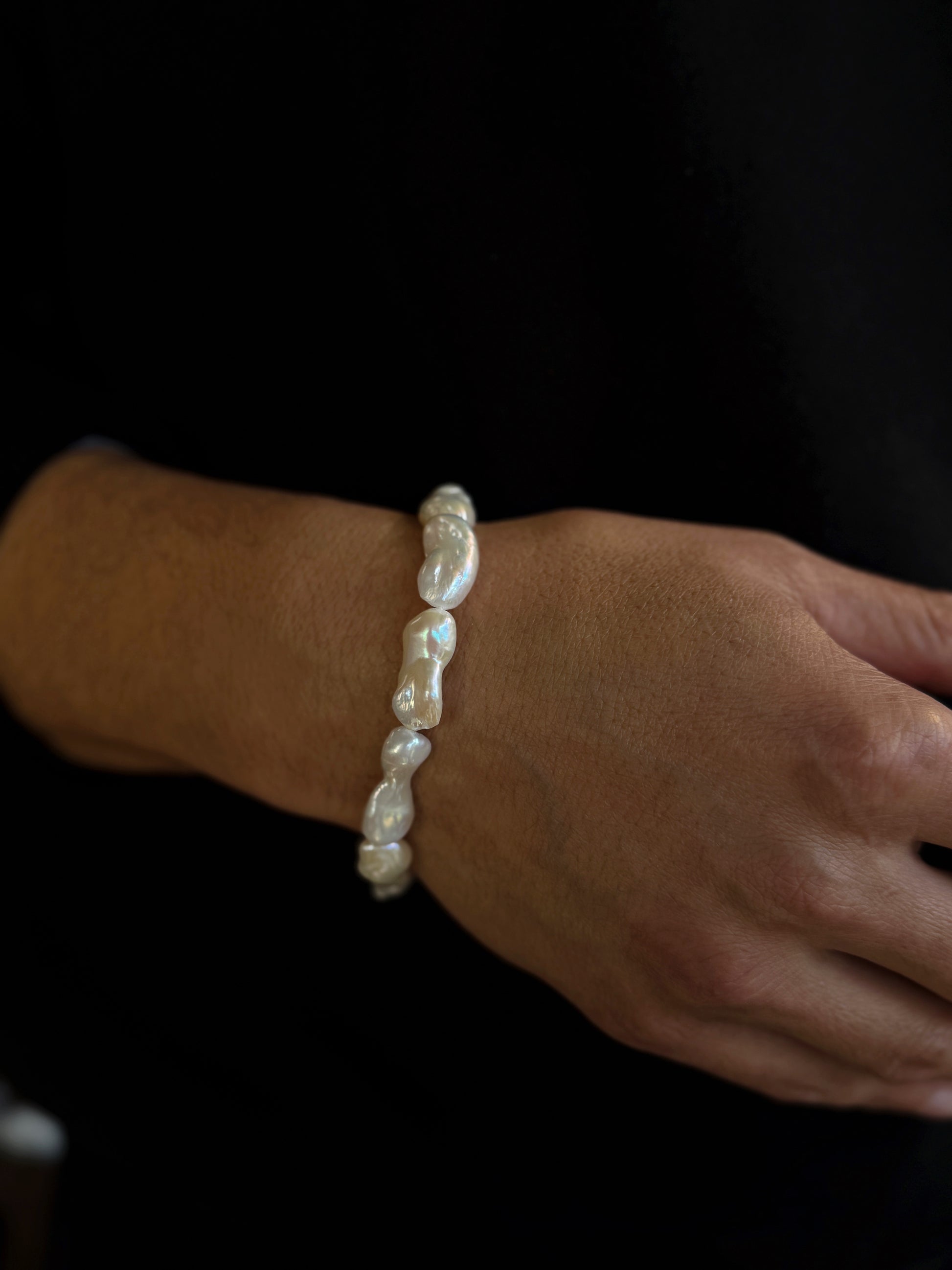 KESHI PEARL BRACELET