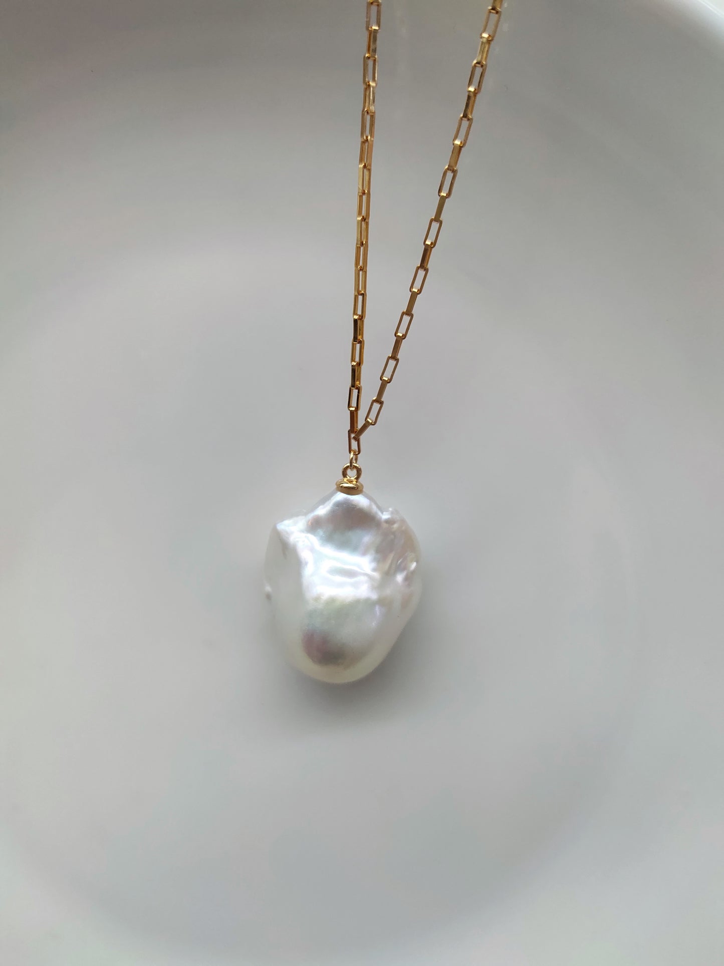 LARGE BAROQUE PEARL PENDANT