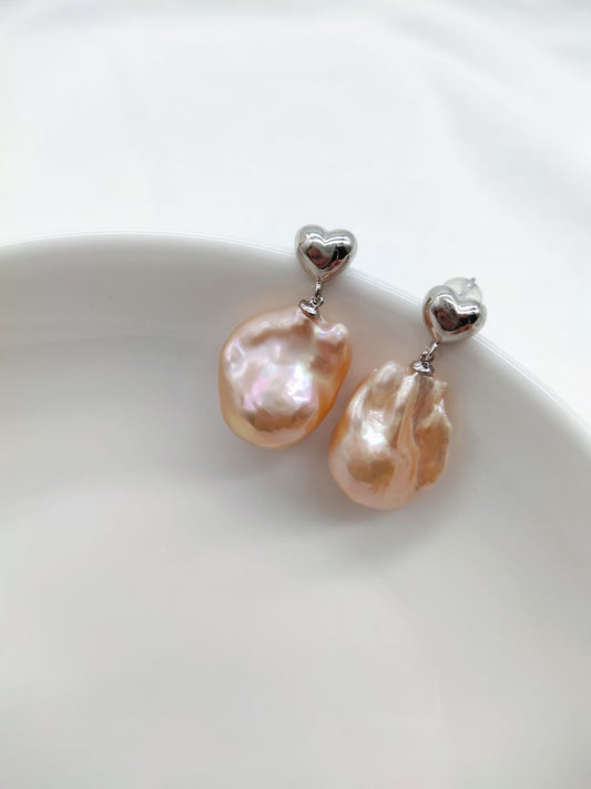 CHAMPAGNE BAROQUE PEARL EARRINGS