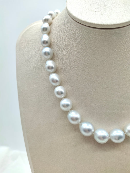 AUSTRALIAN SOUTH SEA BAROQUE PEARL NECKLACE