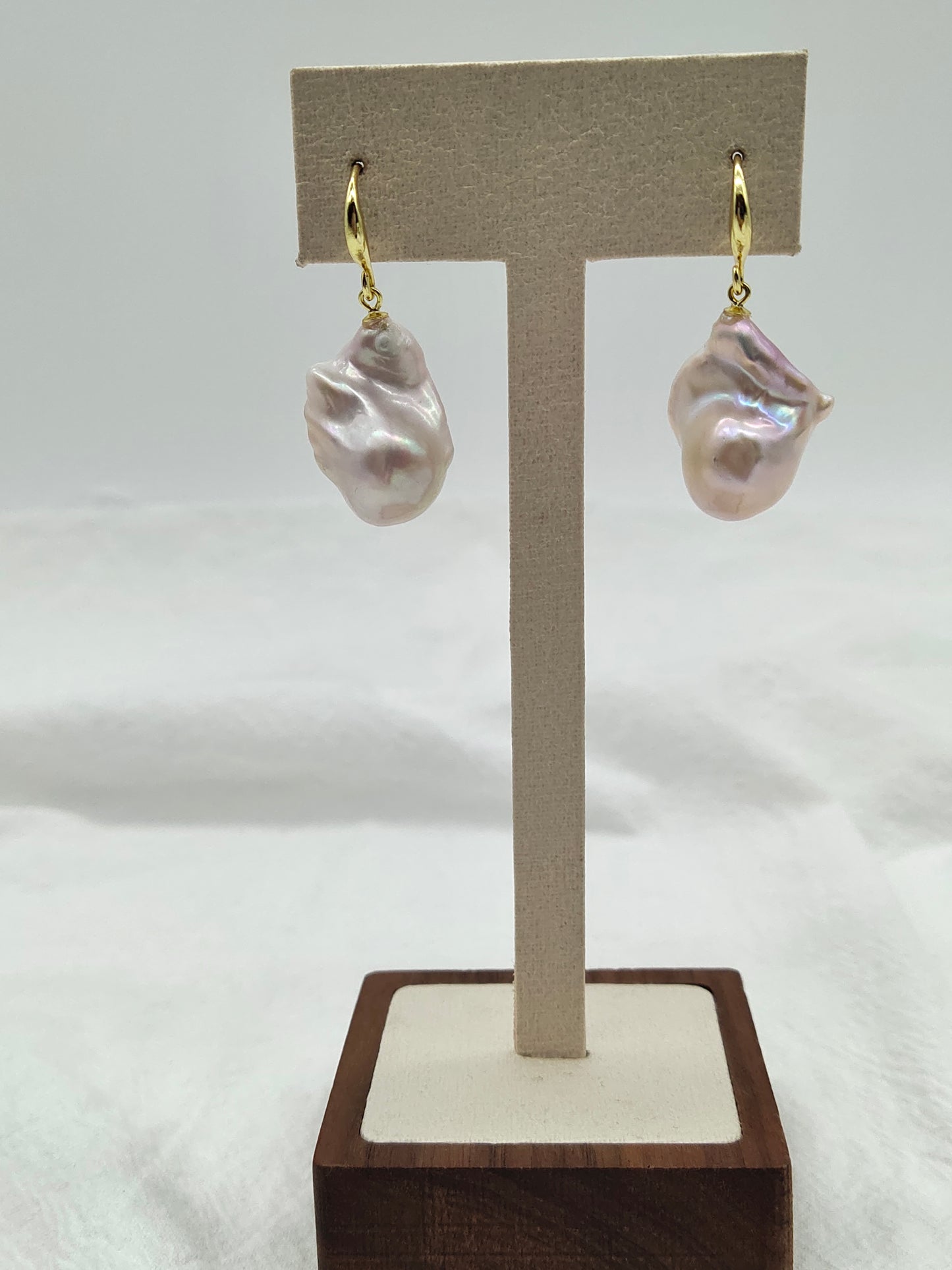 LIGHT PINK LARGE BAROQUE PEARL EARRINGS