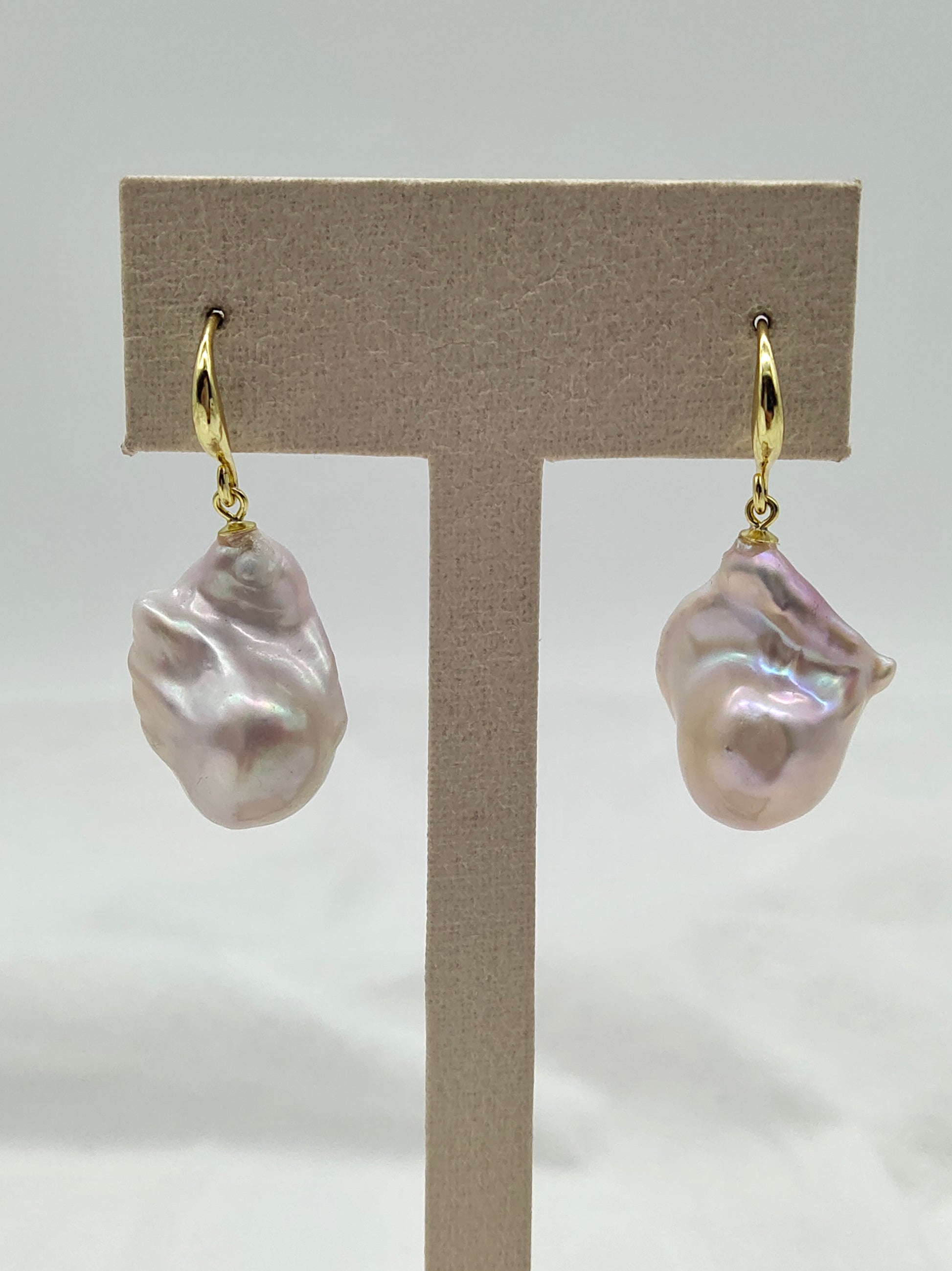 LIGHT PINK LARGE BAROQUE PEARL EARRINGS