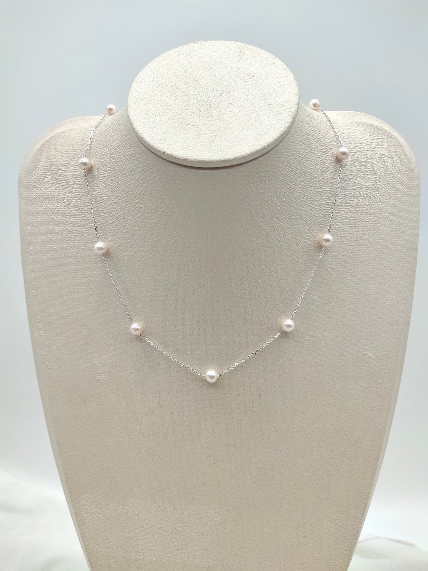 FULL OF STAR BABY PEARL NECKLACE