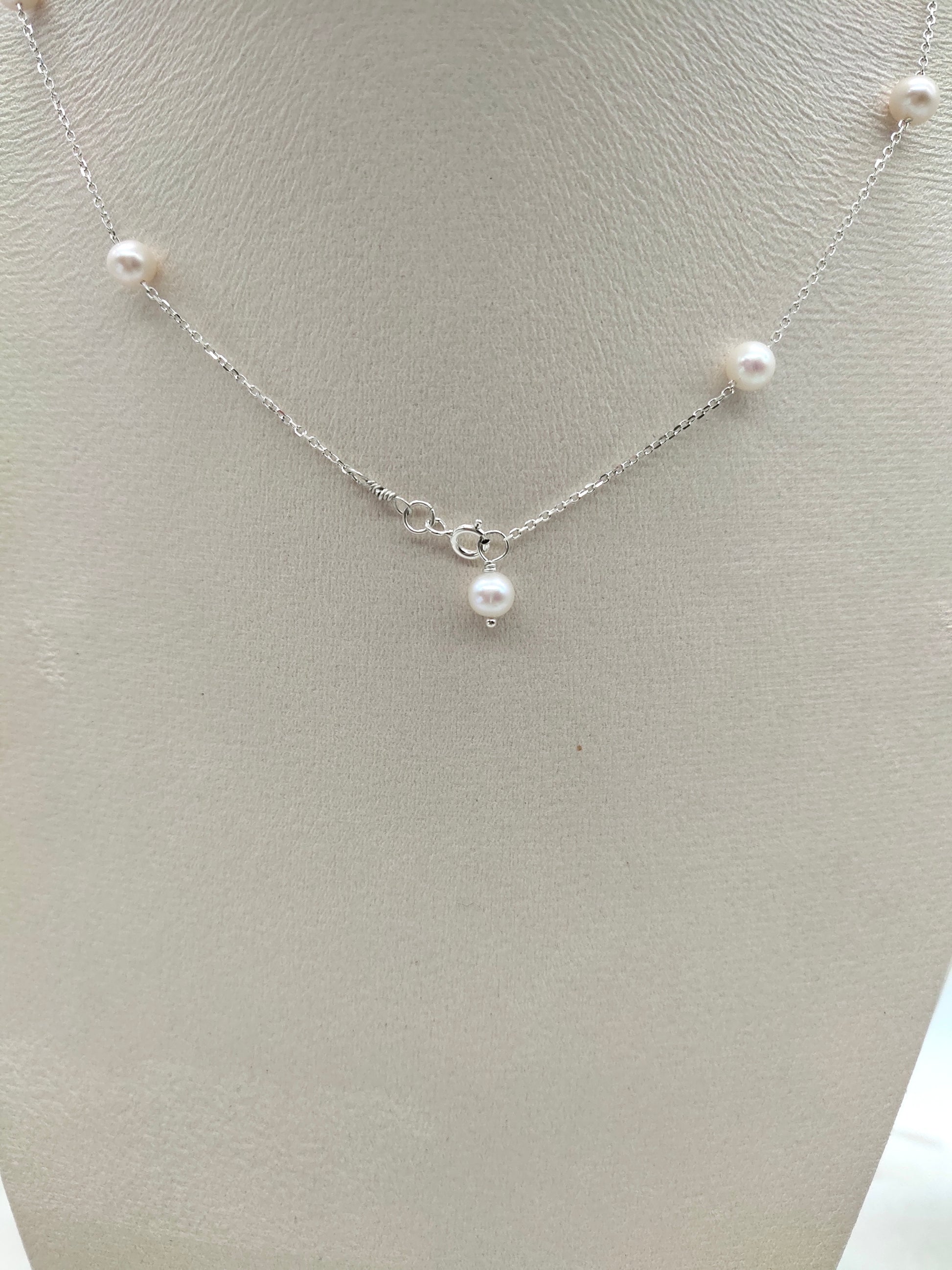 FULL OF STAR BABY PEARL NECKLACE