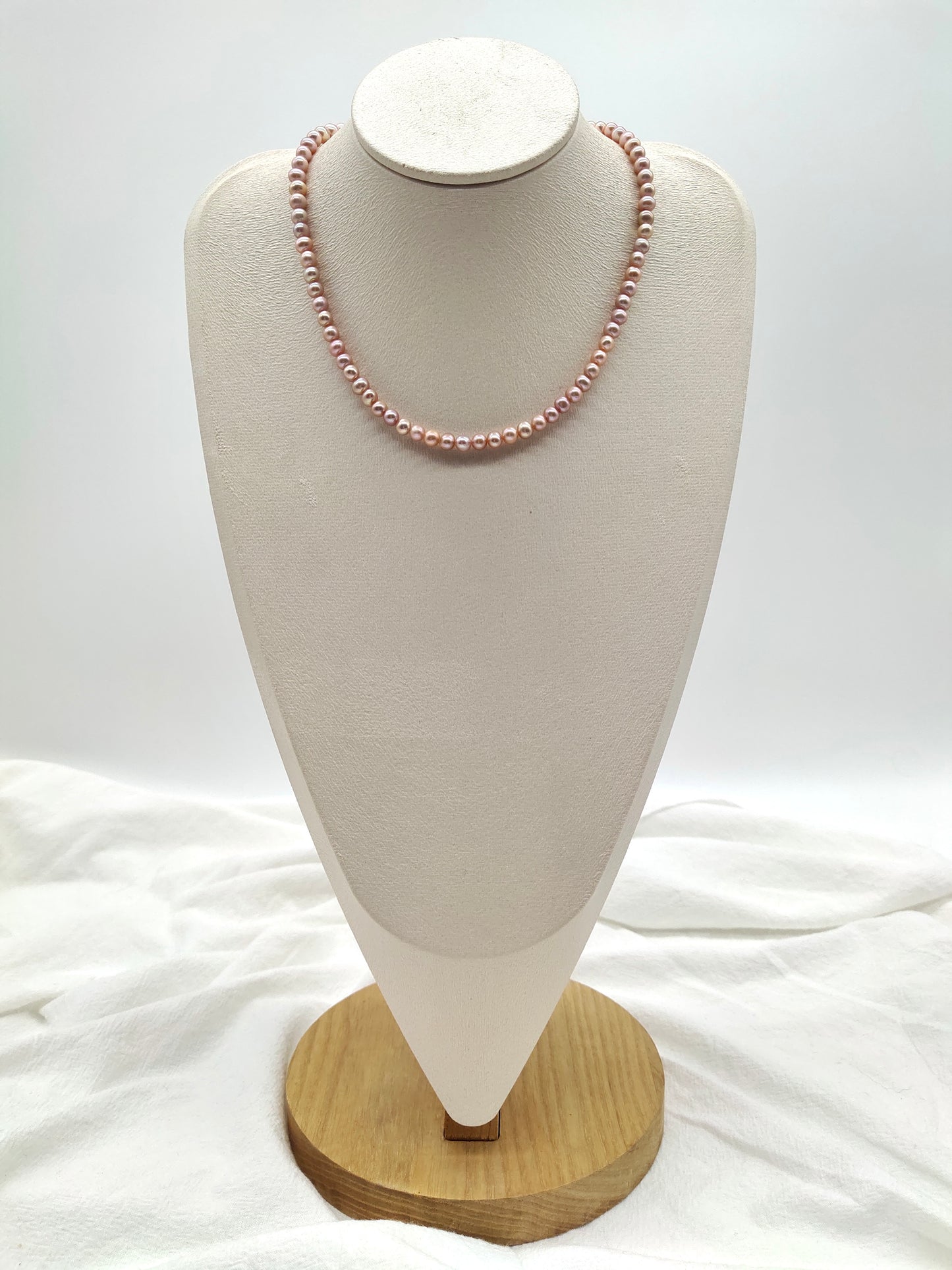 PEACH SEMI ROUND PEARL NECKLACE