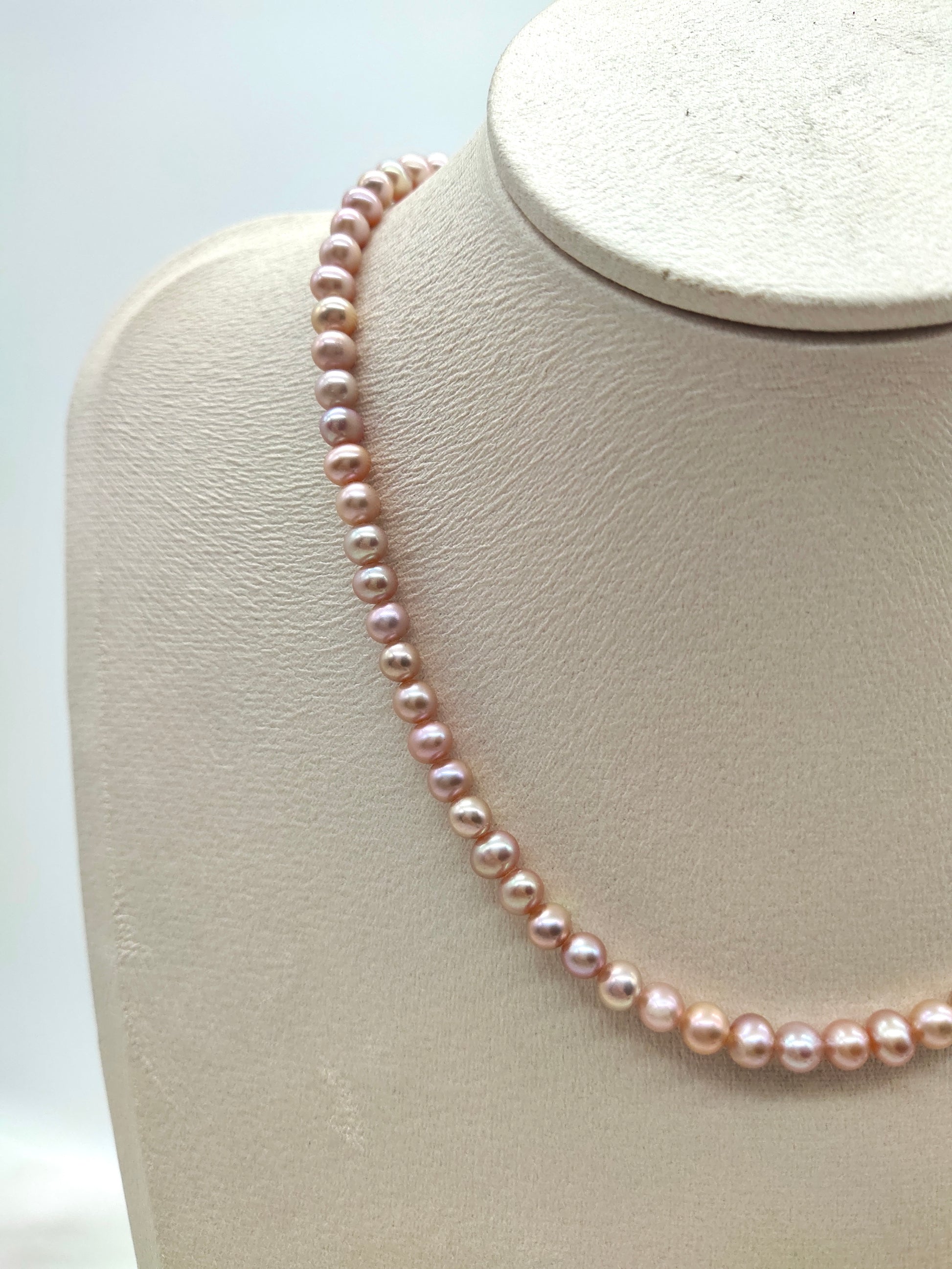 PEACH SEMI ROUND PEARL NECKLACE