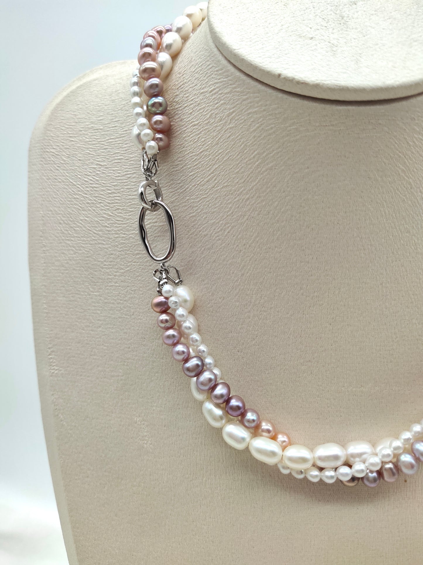 PINK TWIST PEARL NECKLACE - SHORT