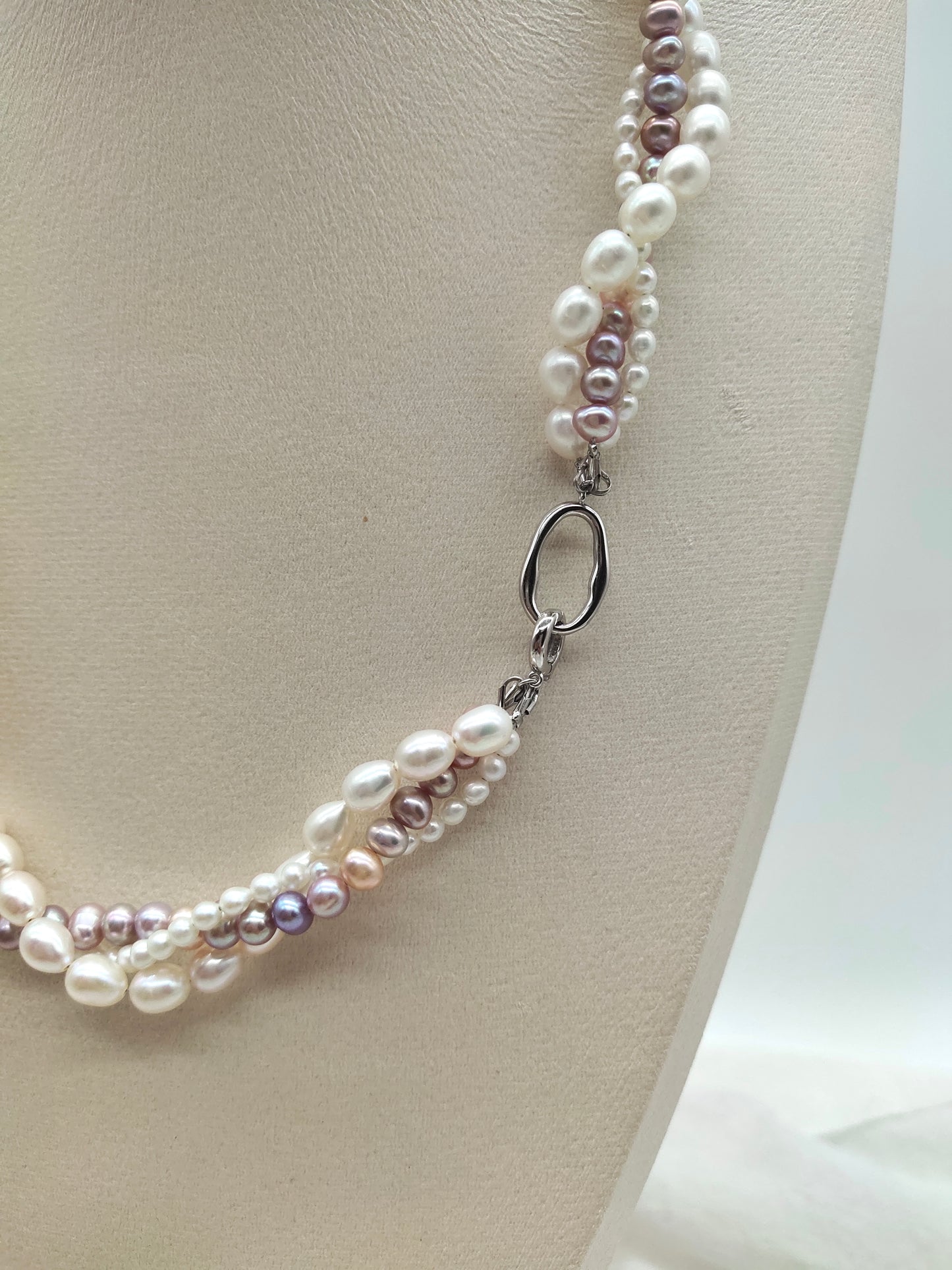 PINK TWIST PEARL NECKLACE - LONG