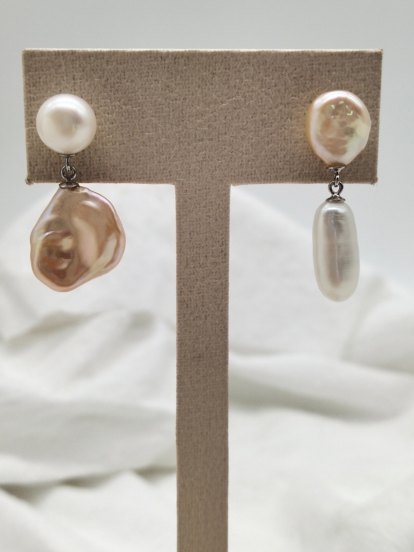 COLOURFUL ASYMMETRICAL SYTLE PEARL EARRINGS