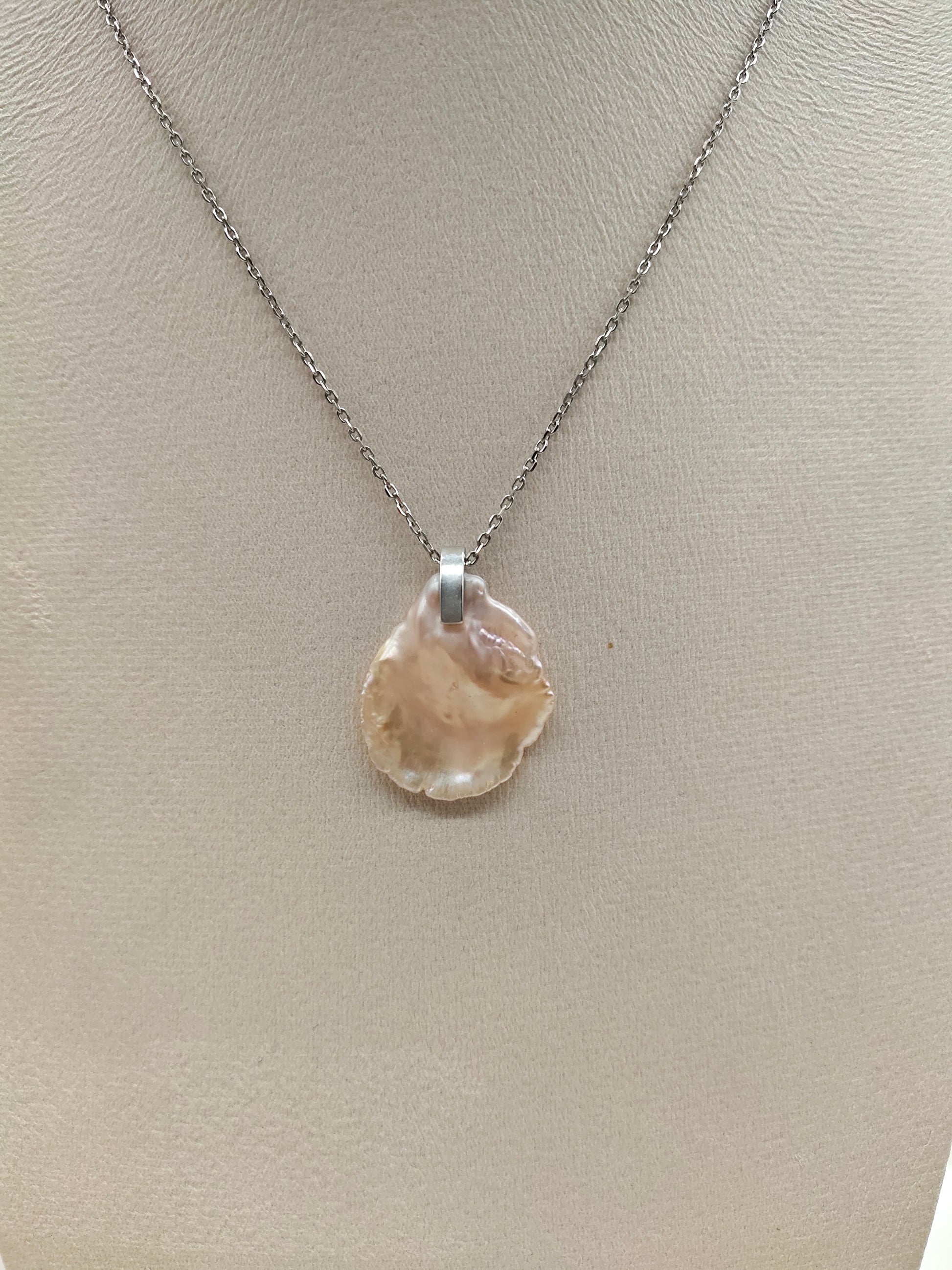 CHAMPAGNE COLOUR KESHI PEARL NECKLACE