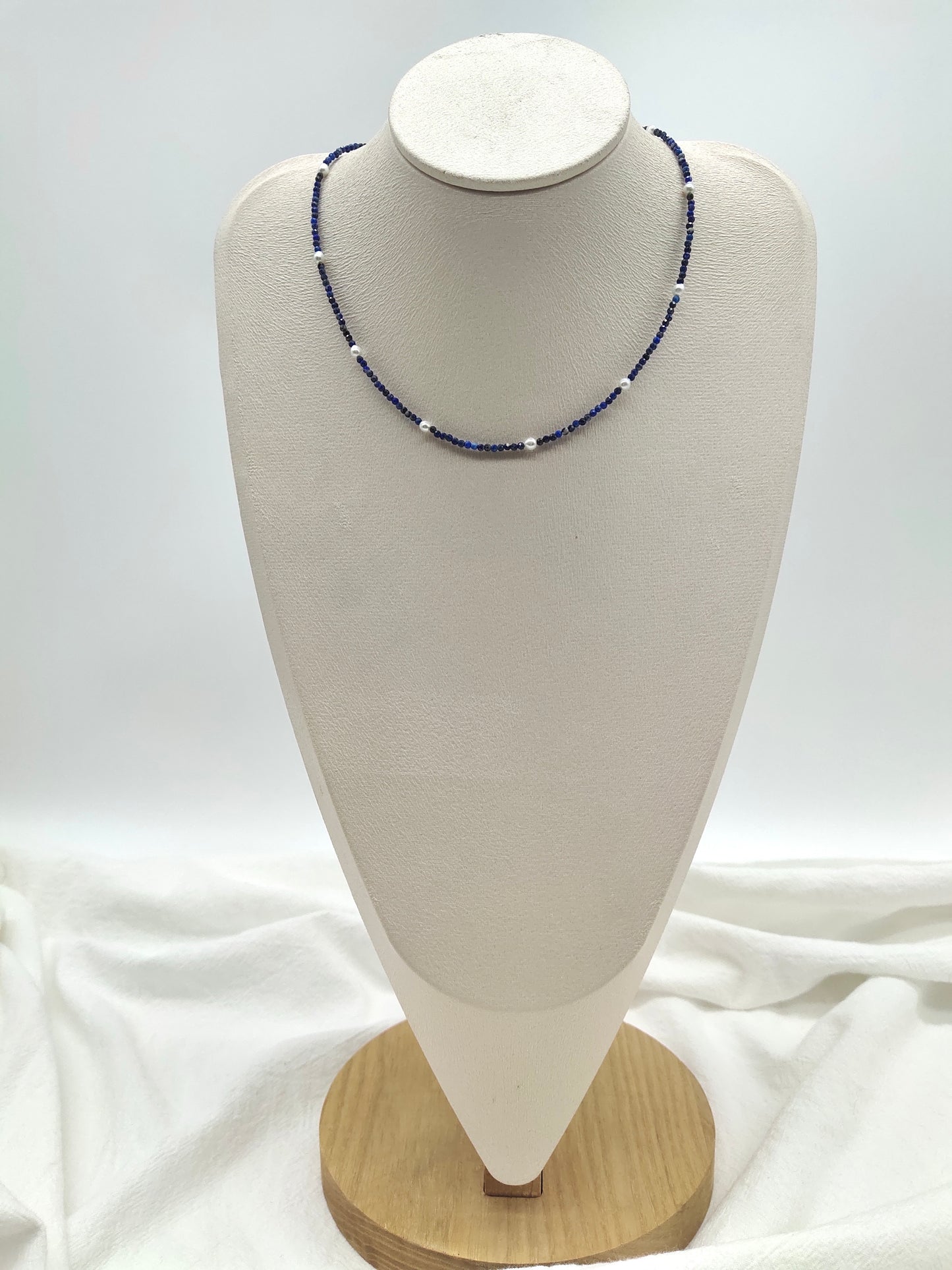 NATURAL LAPIS LAZULI WITH FRESHWATER PEARL NECKLACE