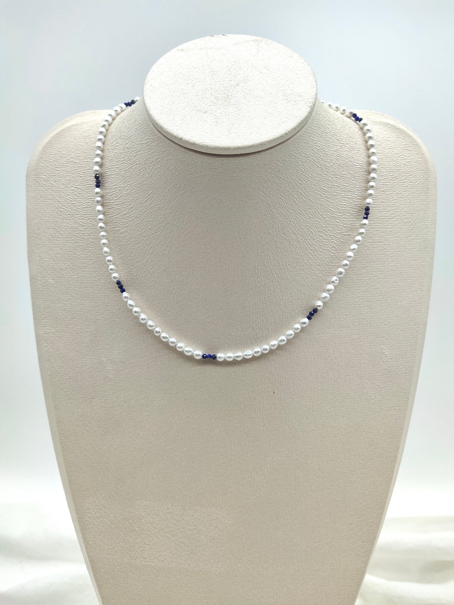 NATURAL LAPIS LAZULI WITH FRESHWATER PEARL NECKLACE