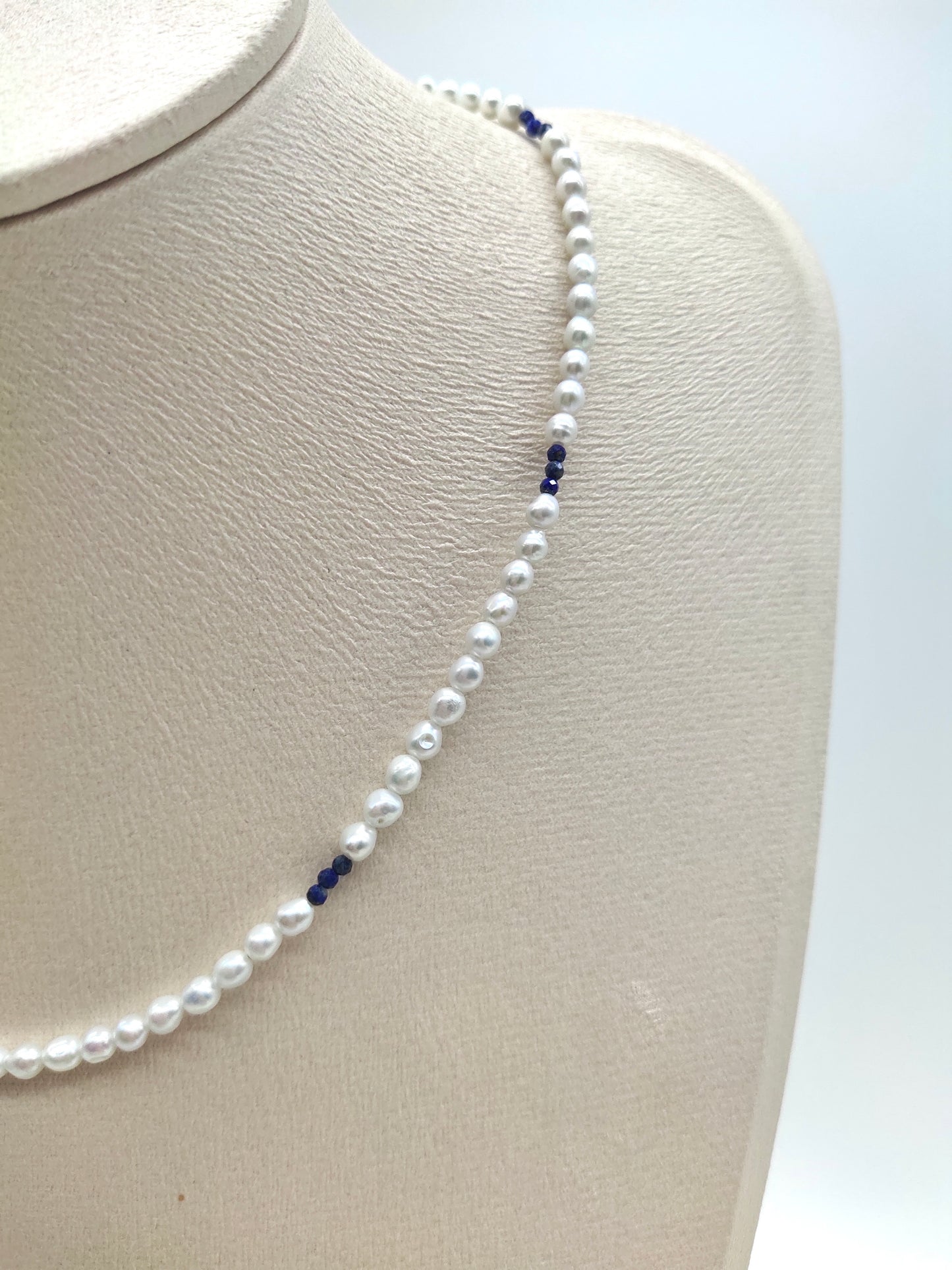 NATURAL LAPIS LAZULI WITH FRESHWATER PEARL NECKLACE