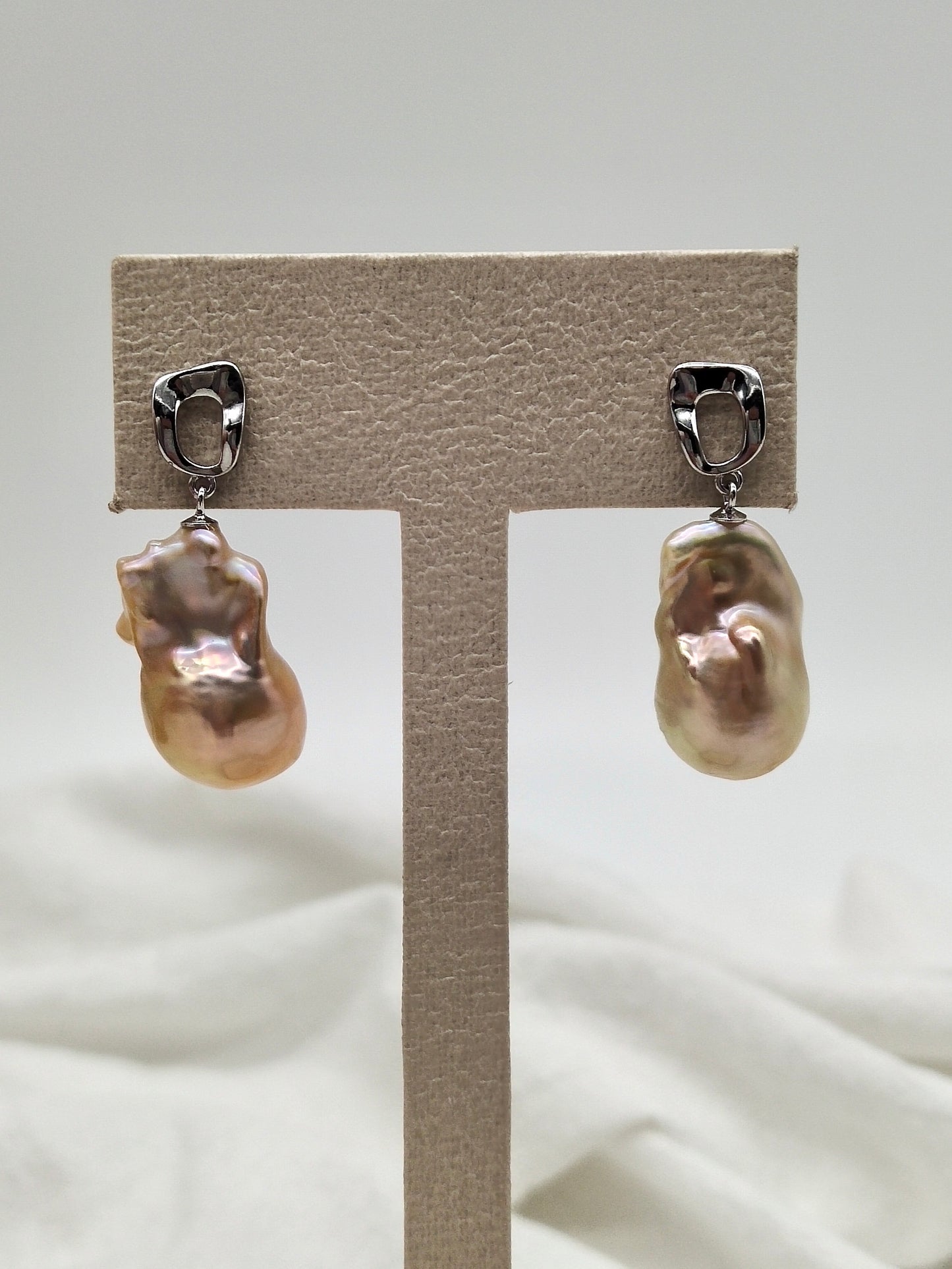 CHAMPAGNE BAROQUE PEARL EARRINGS WITH GREEN LUSTER