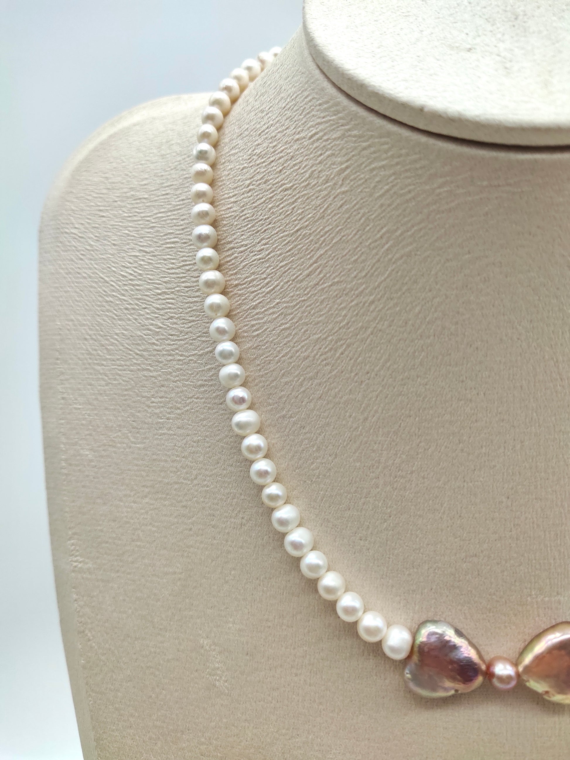 PINK BOW PEARL NECKLACE