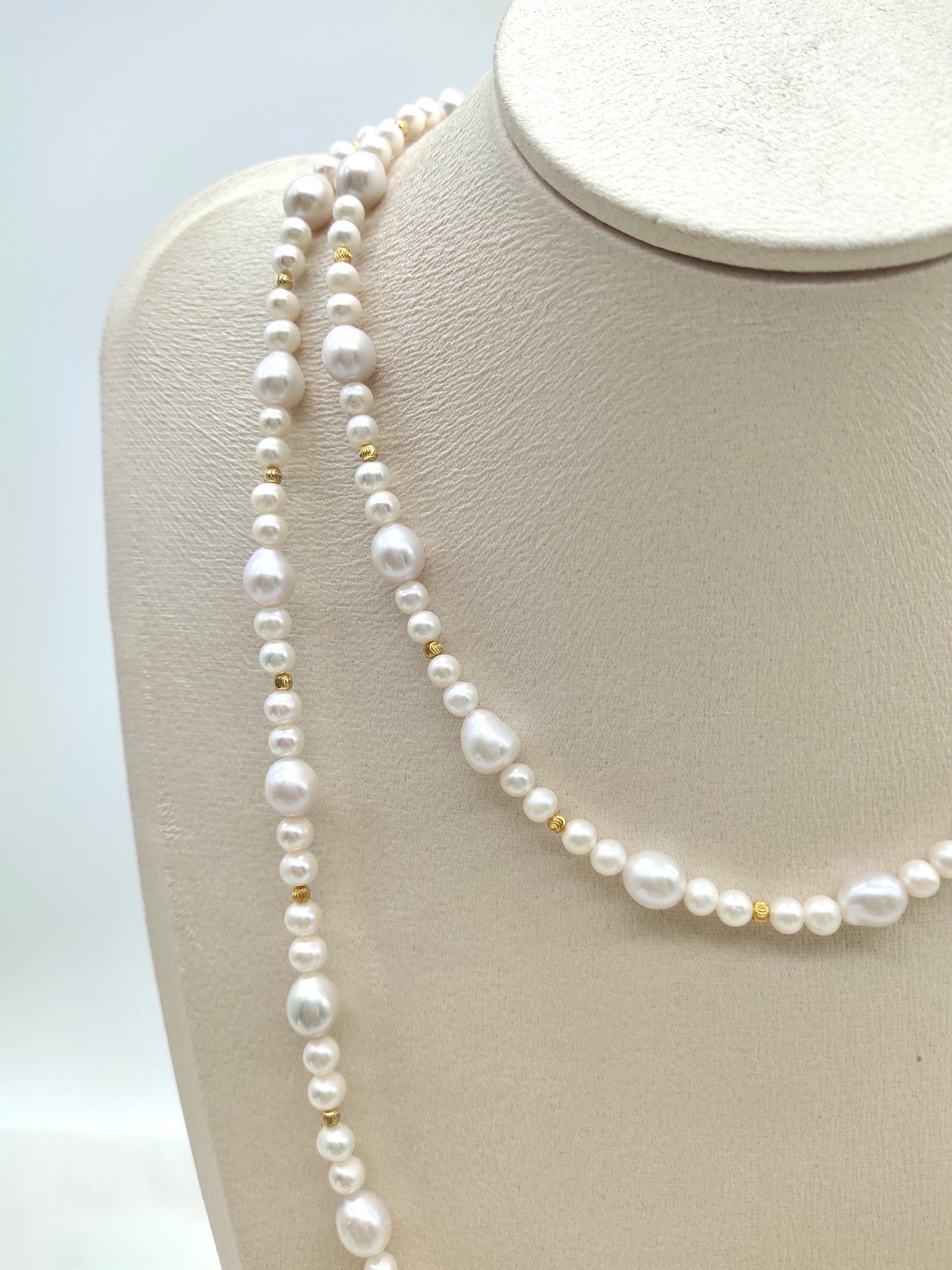 FRESHWATER PEARL WITH GOLD BEADS NECKLACE