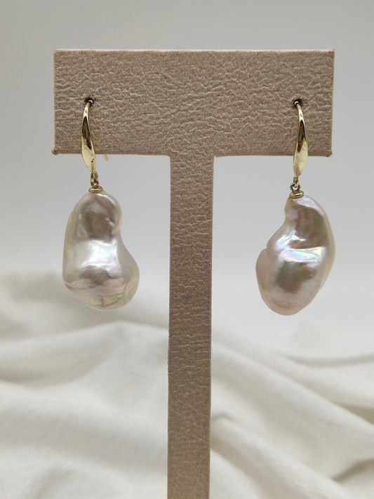 CLASSIC WHITE BAROQUE PEARL EARRINGS