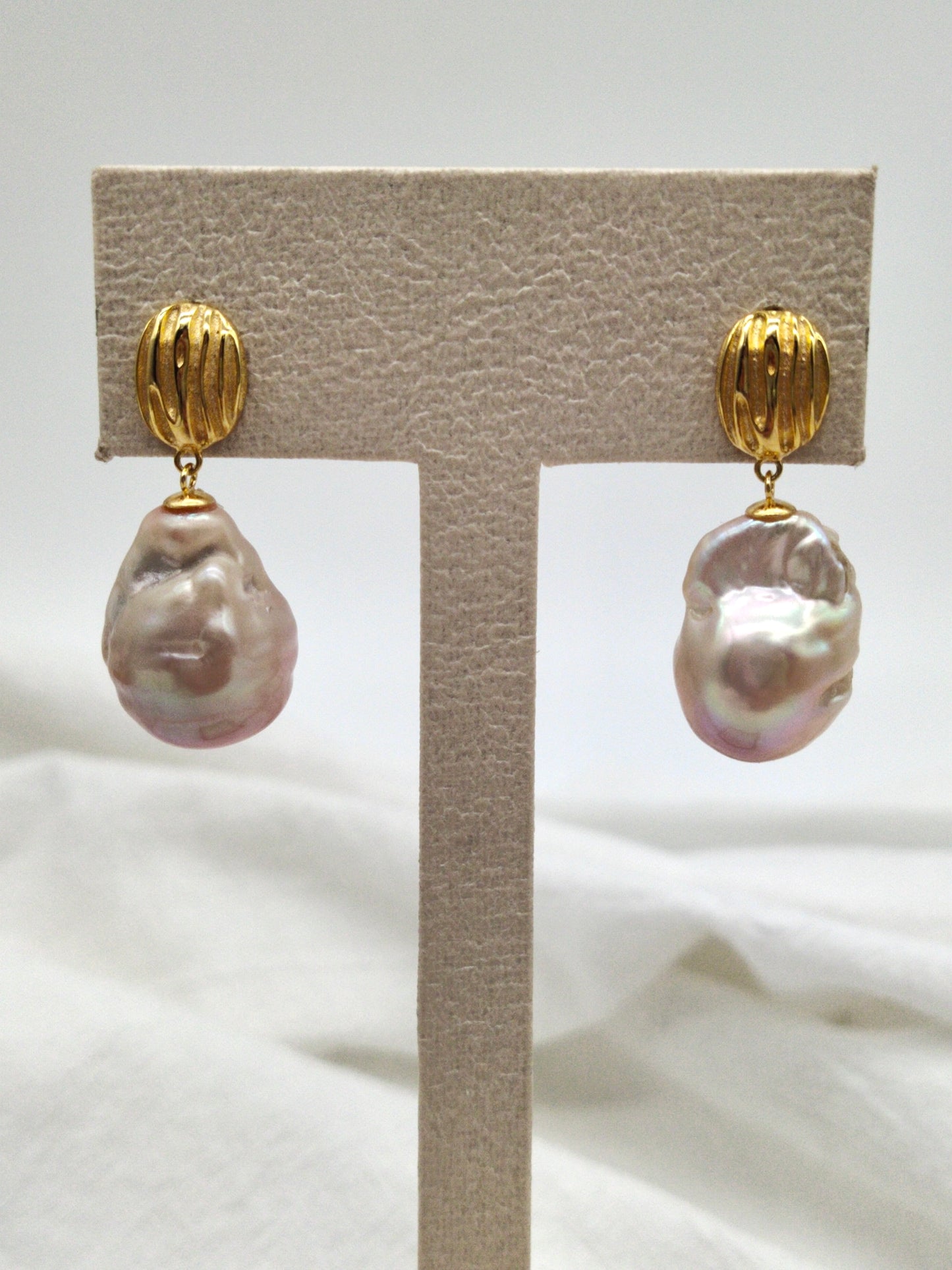 NATURAL PINK BAROQUE PEARL EARRINGS