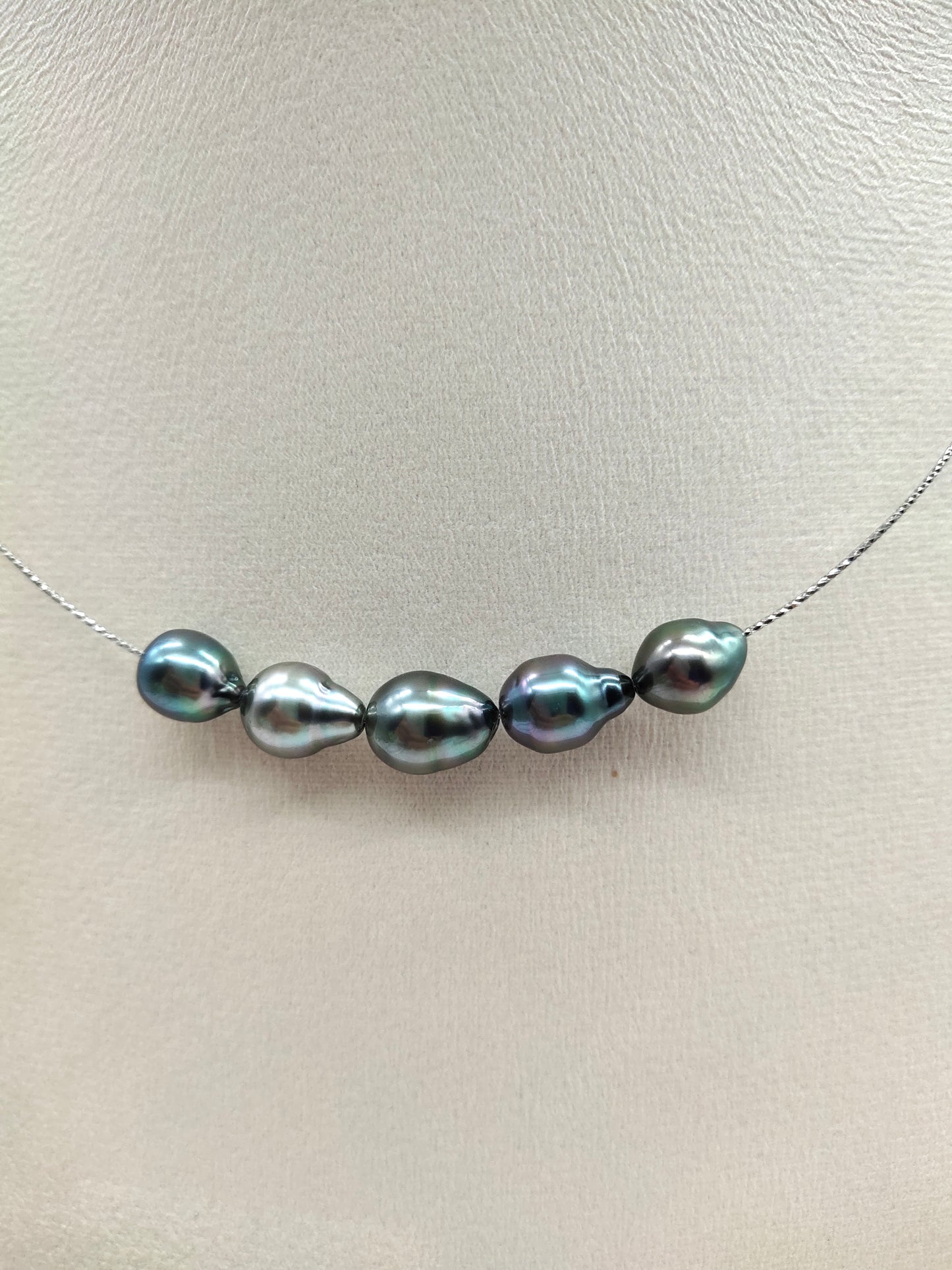 TAHITIAN PEARL NECKLACE